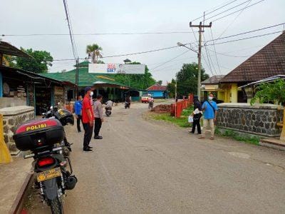 kapus-ingatkan-warga-kecamatan-mangunjaya-patuhi-prokes-di-tengah-ppkm-darurat