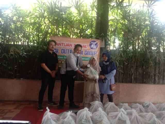 koramil-0824-21-puger-salurkan-bantuan-beras-dari-budha-tzu-chi-untuk-48-kk-warga-miskin-grenden